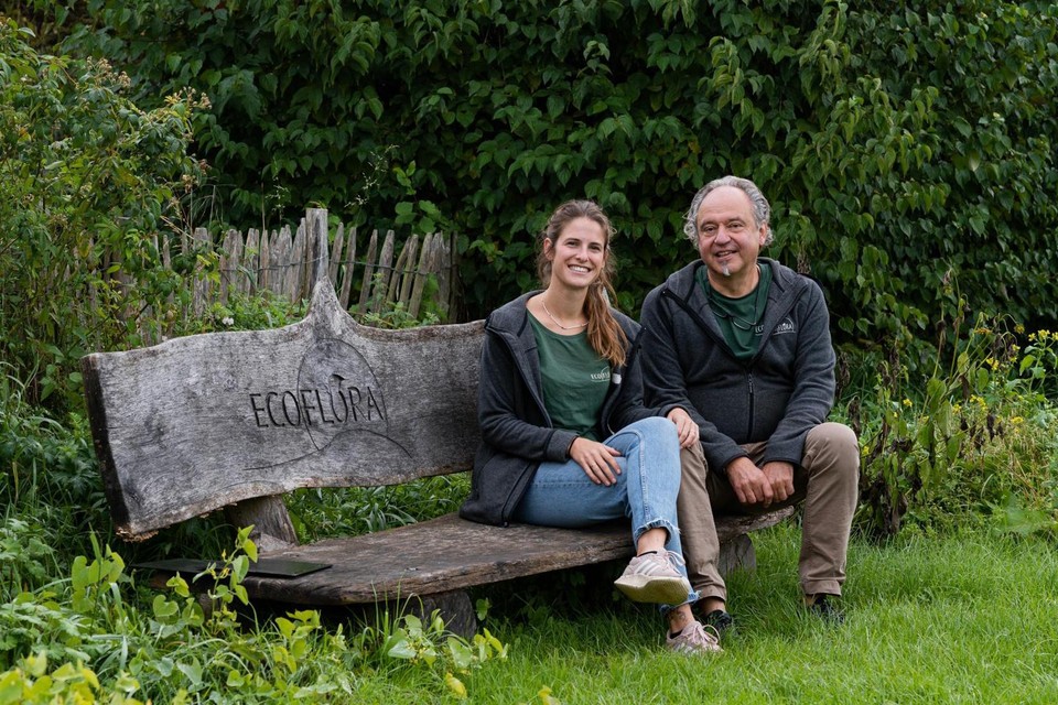 Freddy en Naomi Sparenberg, vader en dochter, leiden samen Ecoflora, een eigenzinnige kwekerij van inheemse wilde planten.