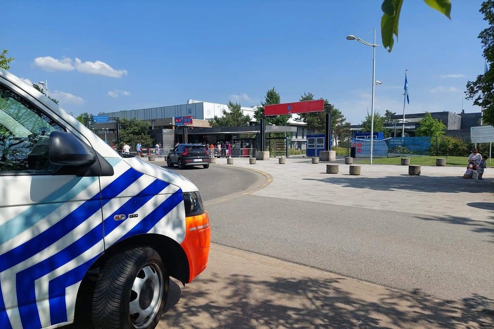 De toestand van het jongetje is zaterdagochtend nog steeds kritiek.