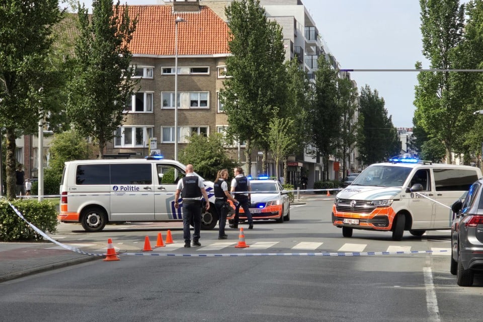 De man werd aangereden op het zebrapad. De politie deed de nodige vaststellingen.