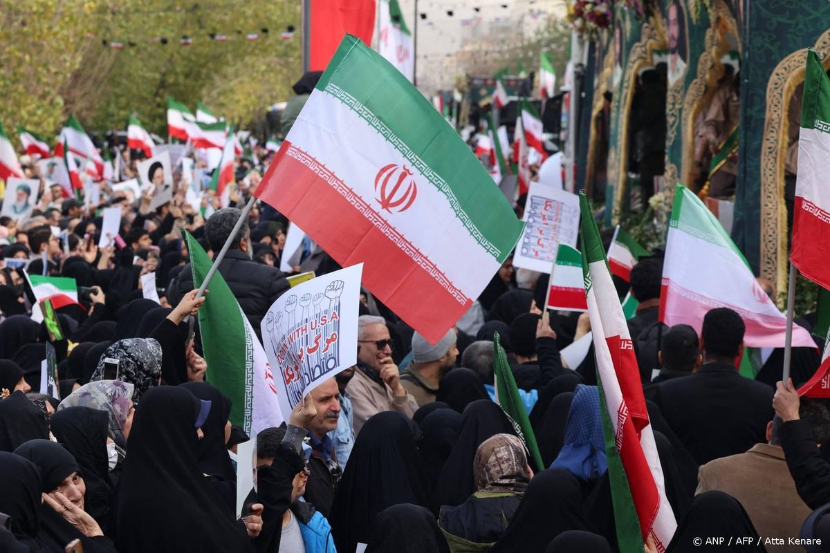 Executie van demonstrant in Iran uitgesteld.