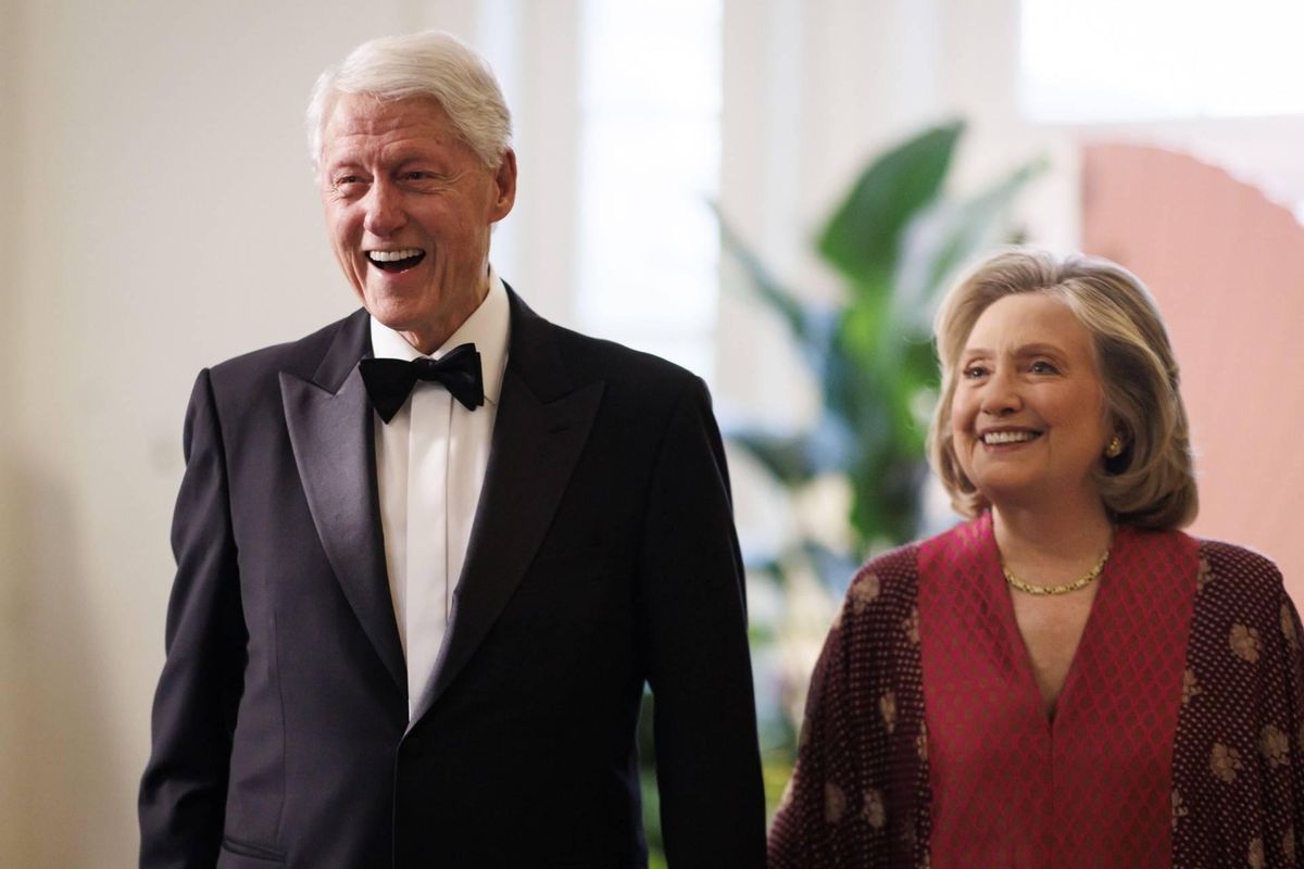 Clintons pleiten voor publieke getuigenis over Epstein-banden.