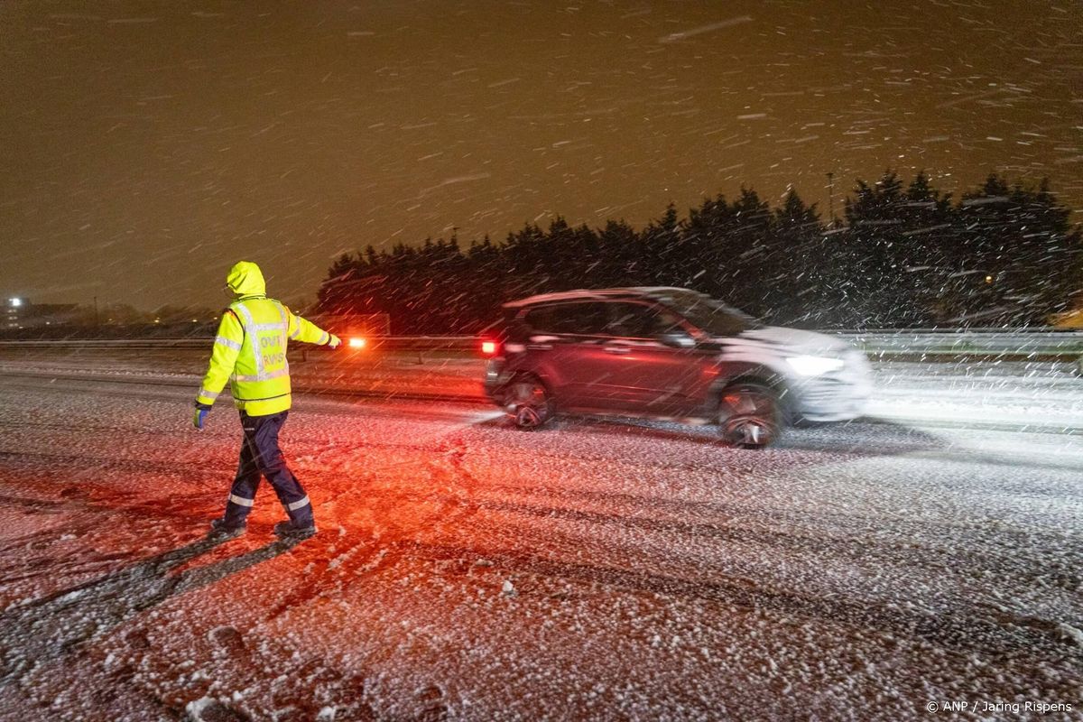 Code oranje uitgebreid, kans op verraderlijke gladheid.
