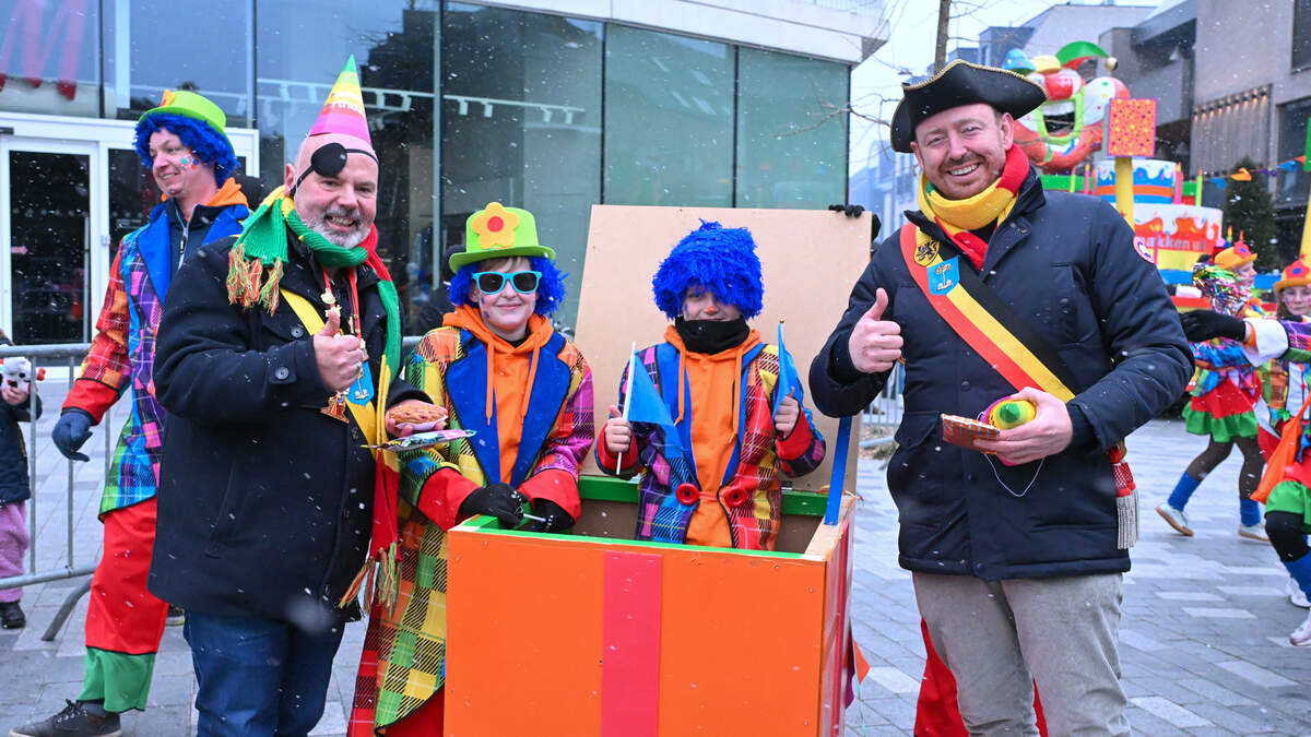 Lommelse piraten met Arizona-boot klagen financiële ongelijkheid aan tijdens stoet.