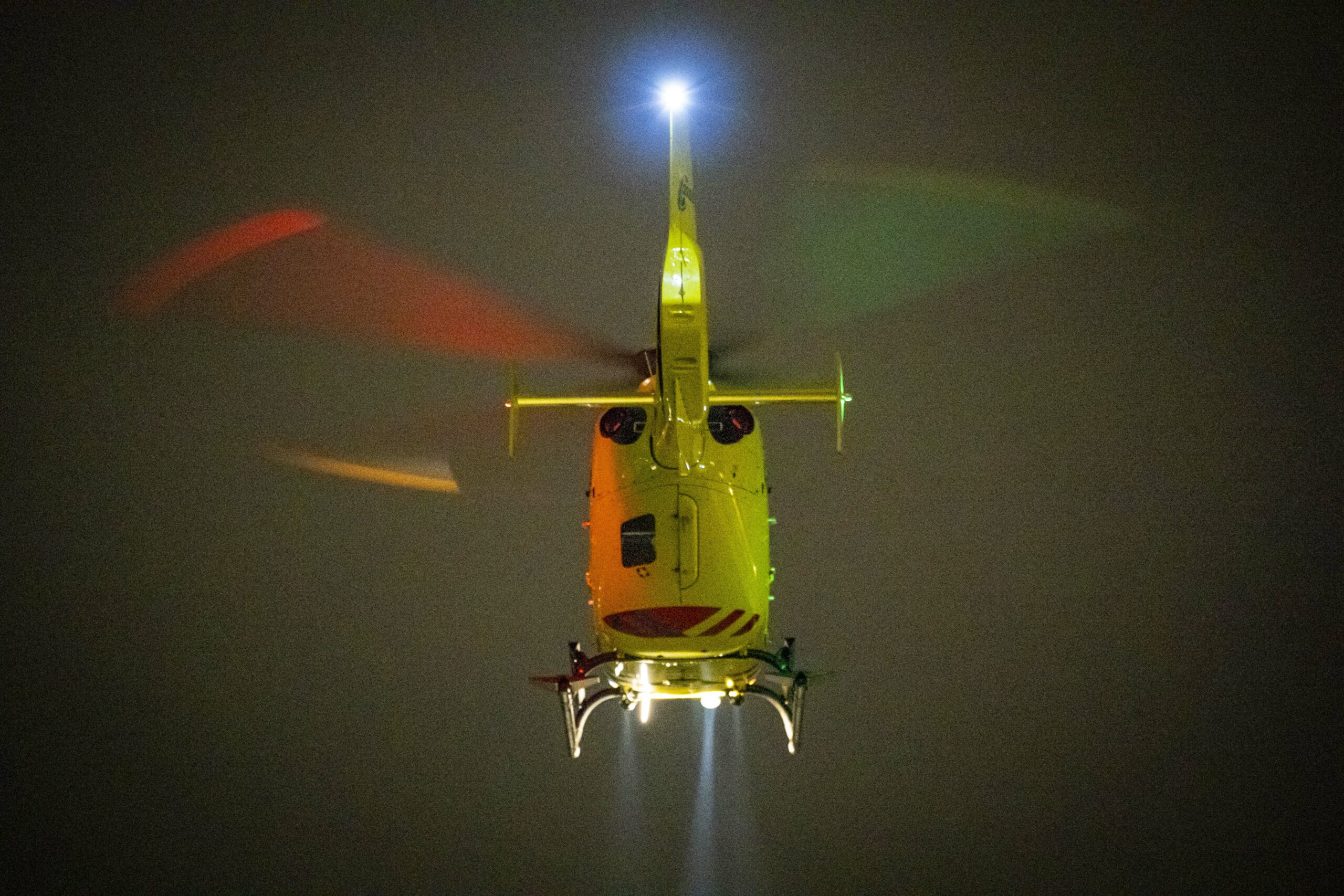 Man gewond na steekpartij