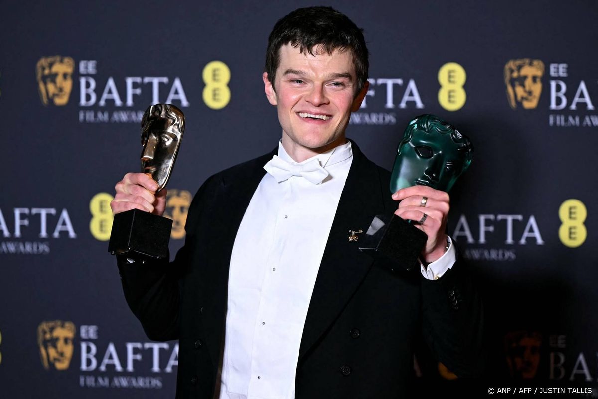 One Battle wint zes BAFTA's, I Swear verrast met acteursprijs.
