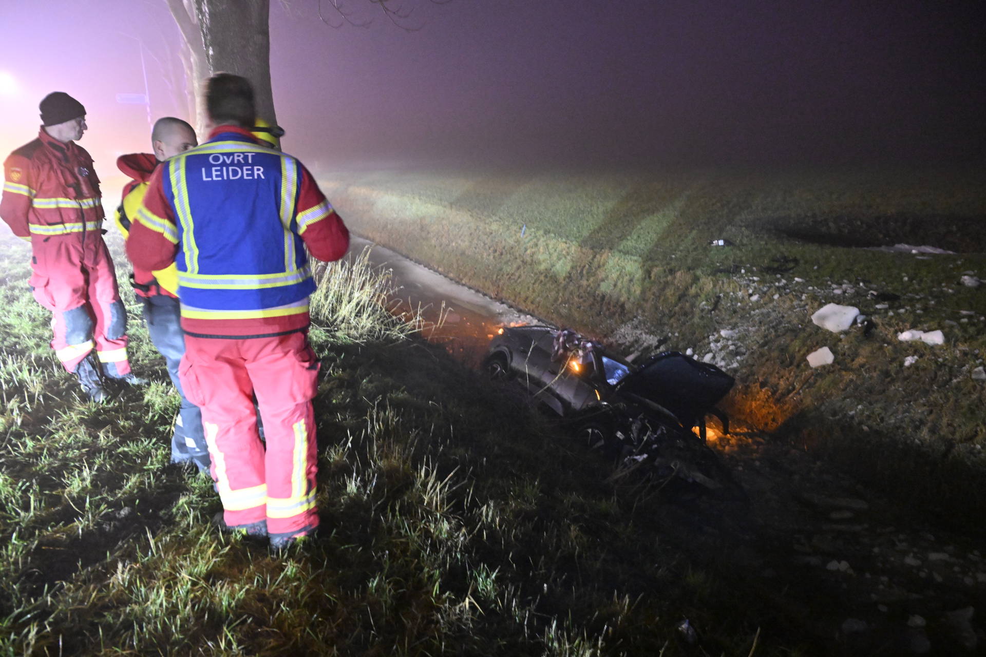 Persoon mishandelt agent na aanrijding