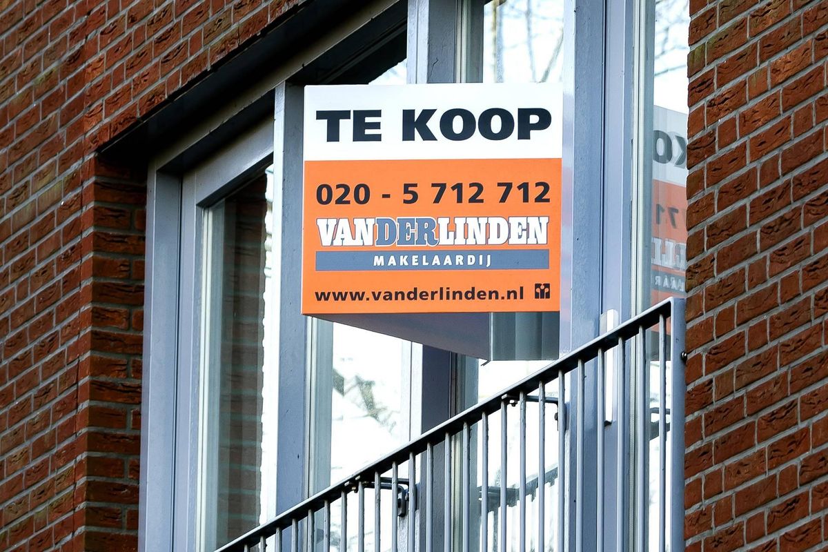 Verkoopgolf van woningen door investeerders zet door.