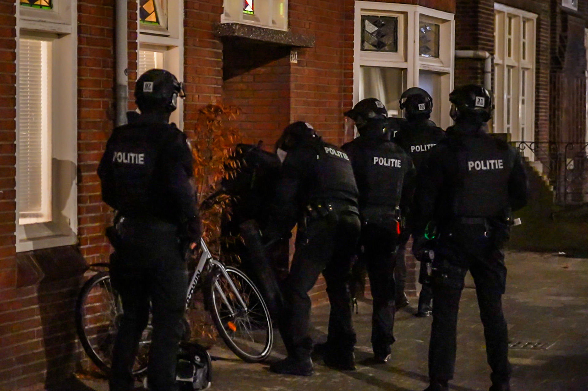 VIDEO: 7 arrestaties bij meerdere invallen in groot drugsonderzoek