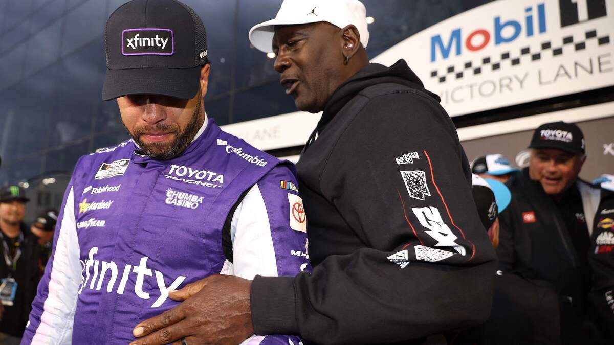 VIDEO. Ook na zijn carrière is Michael Jordan een winnaar: ploeg van basketballegende wint prestigieuze Amerikaanse racewedstrijd.