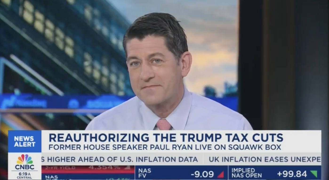 Bekijk: Afgezette RINO-slang wordt "vernietigd" in zijn gezicht vanwege zijn verraderlijke verraad aan president Trump.