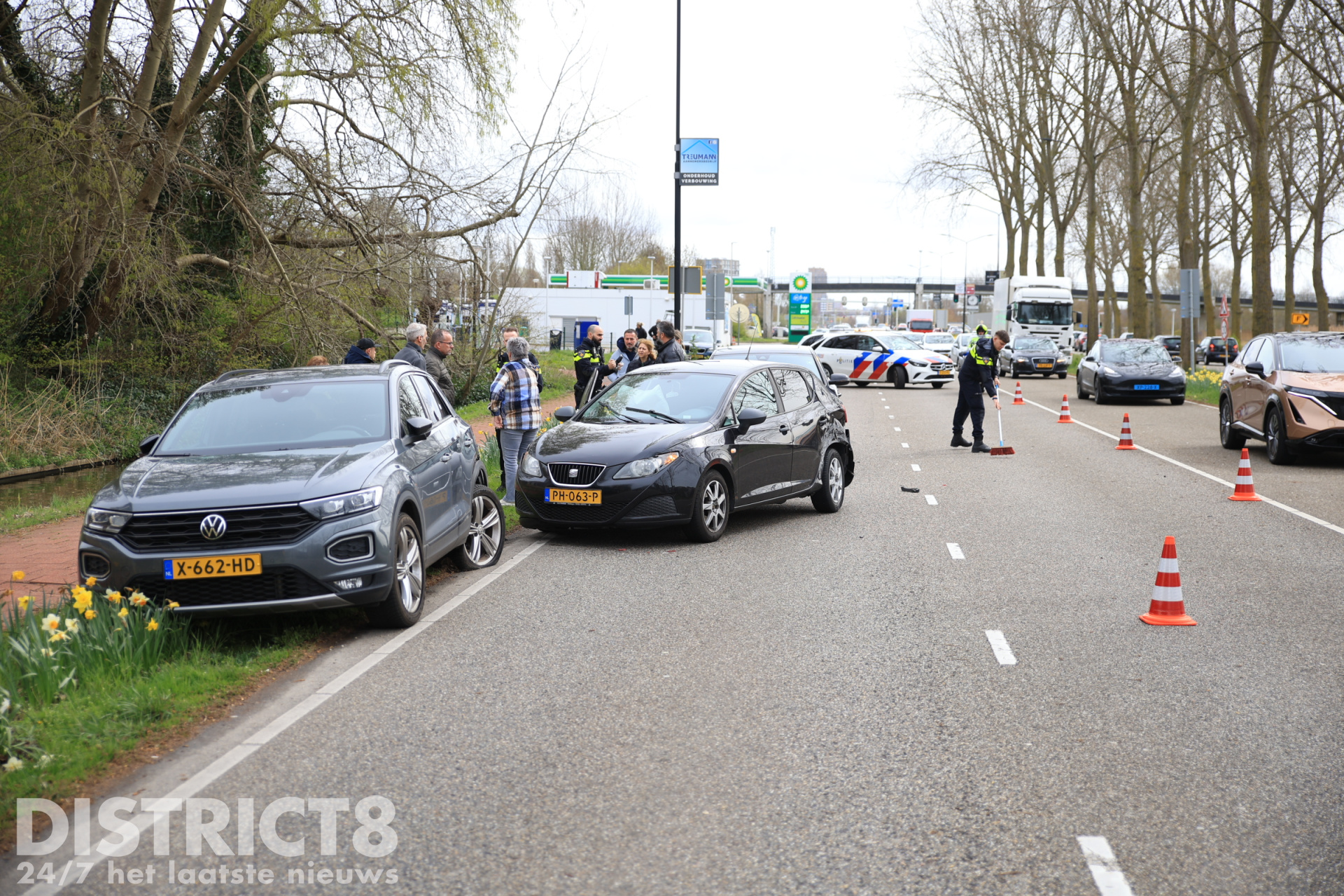 Bestuurder aangehouden na ongeval tussen drie voertuigen Prinses Beatrixlaan Rijswijk