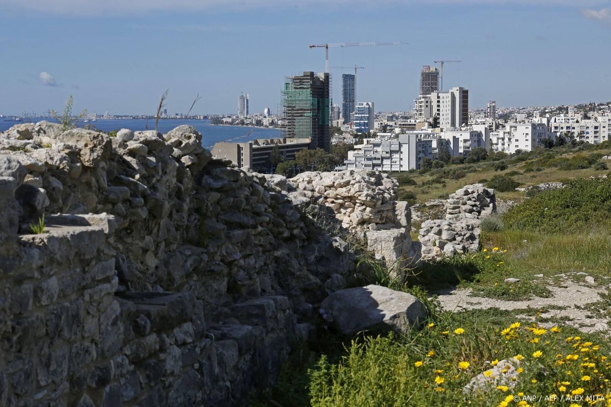 Cyprus krijgt geel reisadvies na droneaanval.