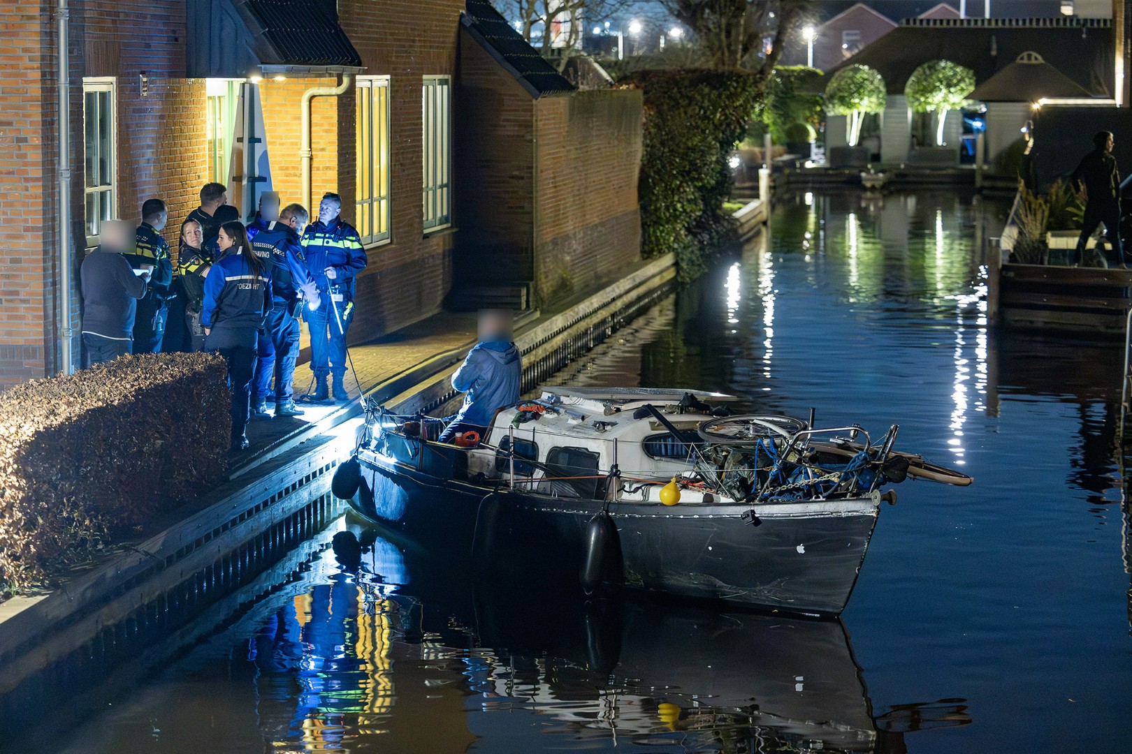 Grote inzet voor mogelijk ongeval op water