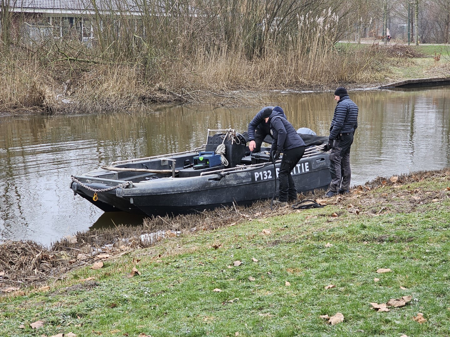 Grote zoekactie op het water na melding van mogelijke persoon te water - 112 Nederland