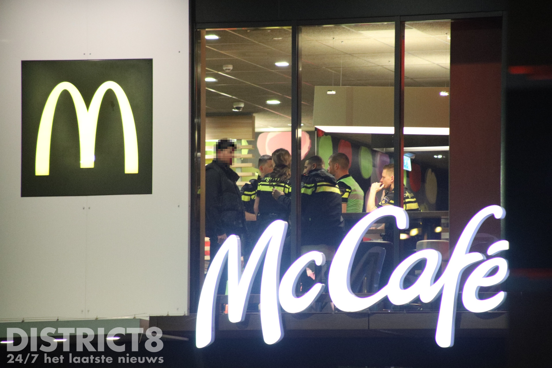 Helikopter ingezet bij politieonderzoek na verdachte situatie Polakweg Rijswijk