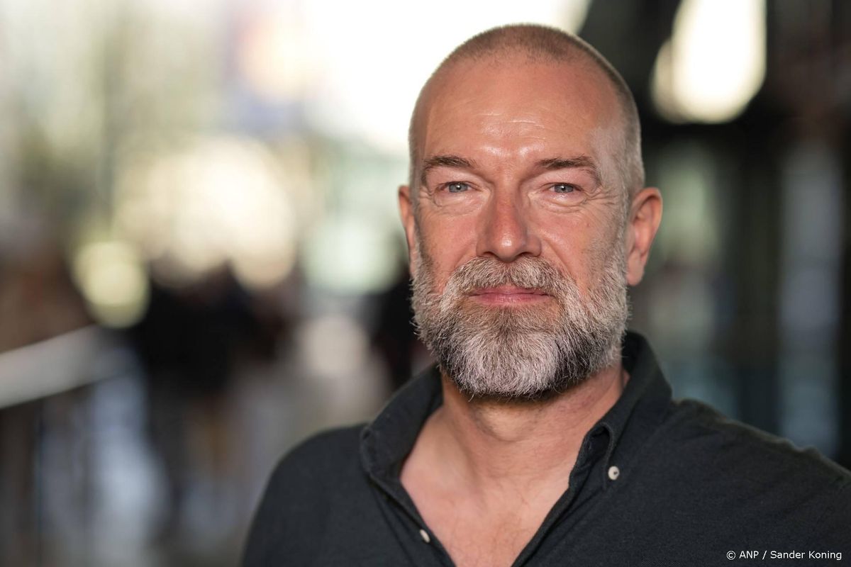 Jeroen Kijk in de Vegte en Henry Schut verzorgen commentaar ESF.