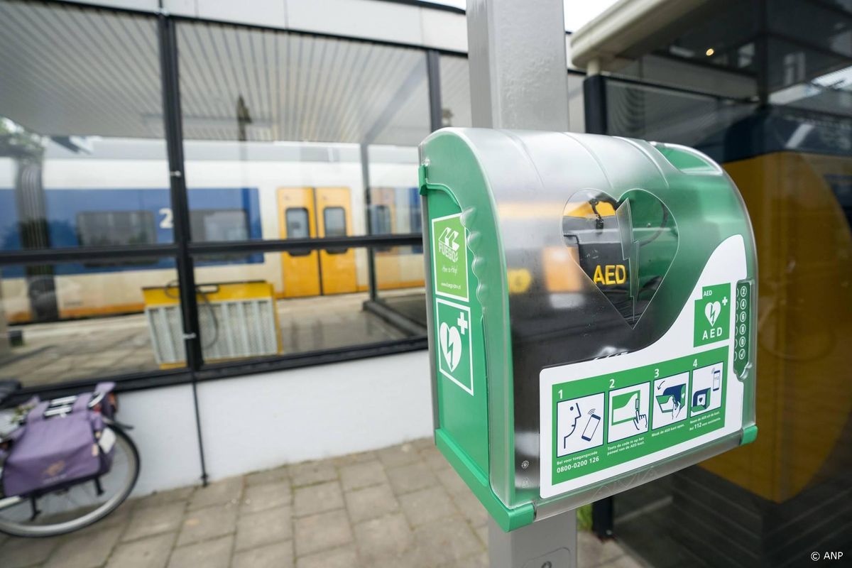 Kamer maakt geld vrij voor defibrillators in arme wijken.