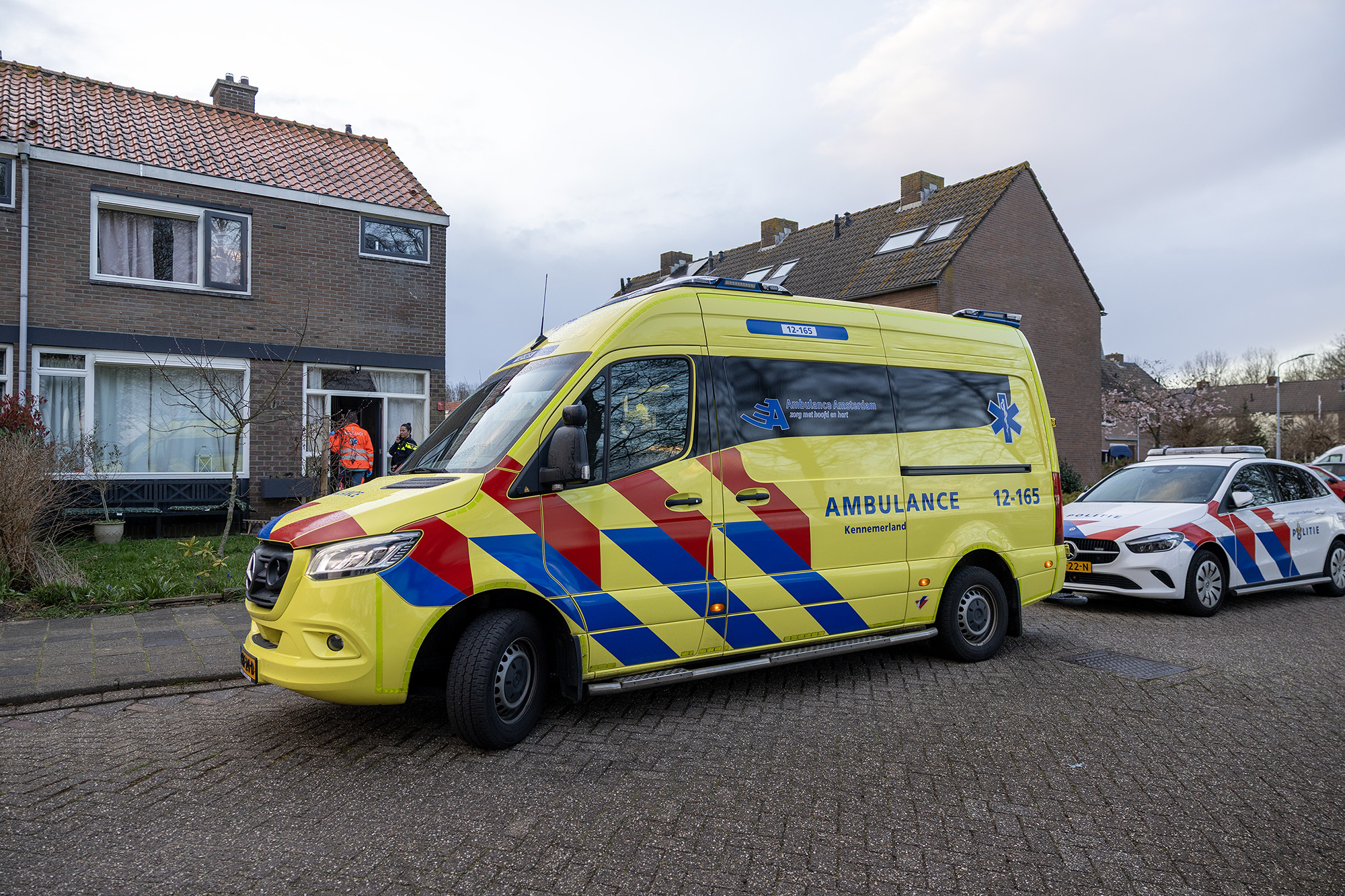 Persoon gewond bij incident in woning, verdachte aangehouden