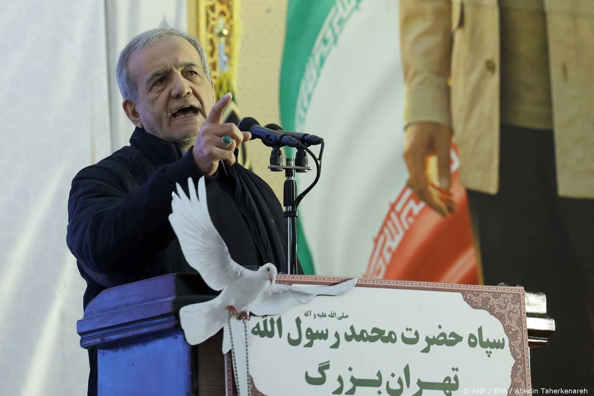 President: Iran heeft 'noodzakelijke wil' om oorlog te beëindigen.