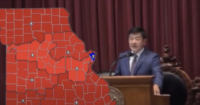 Republikeinen behalen belangrijke juridische overwinning en winnen extra zetel in Huis van Afgevaardigden voor de tussentijdse verkiezingen.