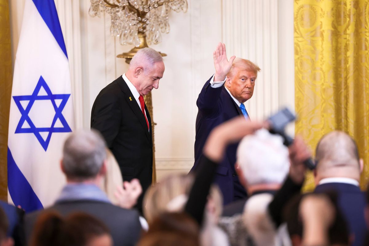 Trump graaft zijn eigen politieke graf: Kiezers straffen 'America Last' beleid in Iran keihard af.