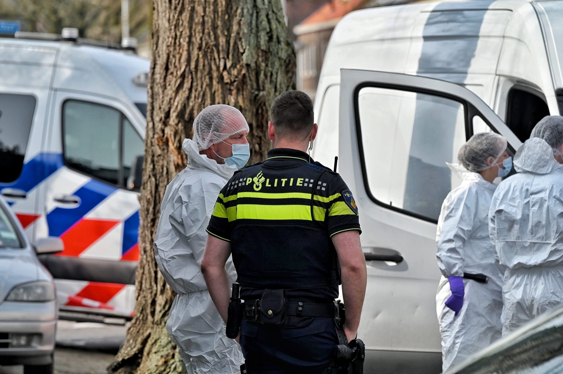 Verdachte aangehouden na geweldsincident, politie doet uitgebreid onderzoek