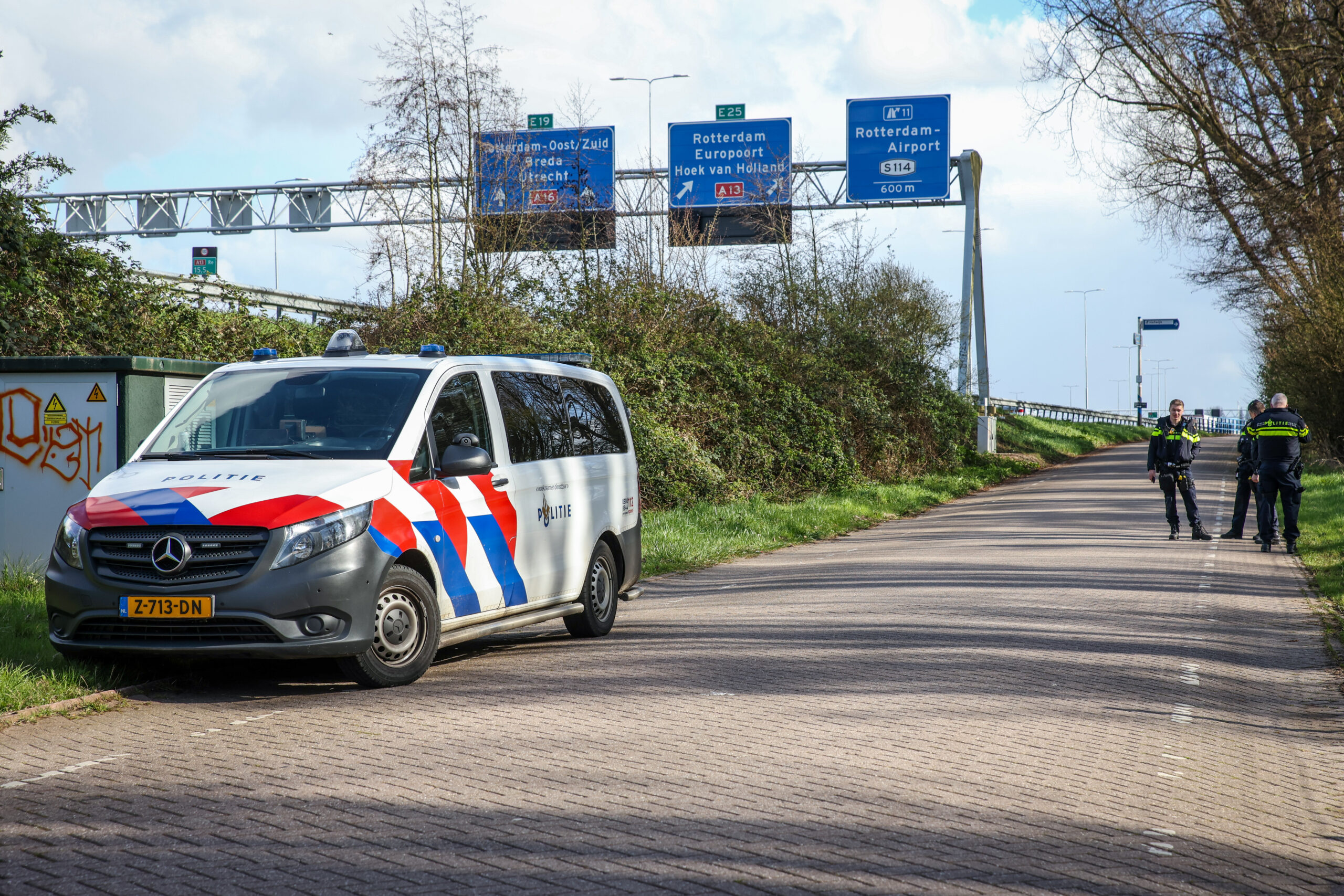 Verdachte jerrycans aangetroffen, mogelijk drugsafval