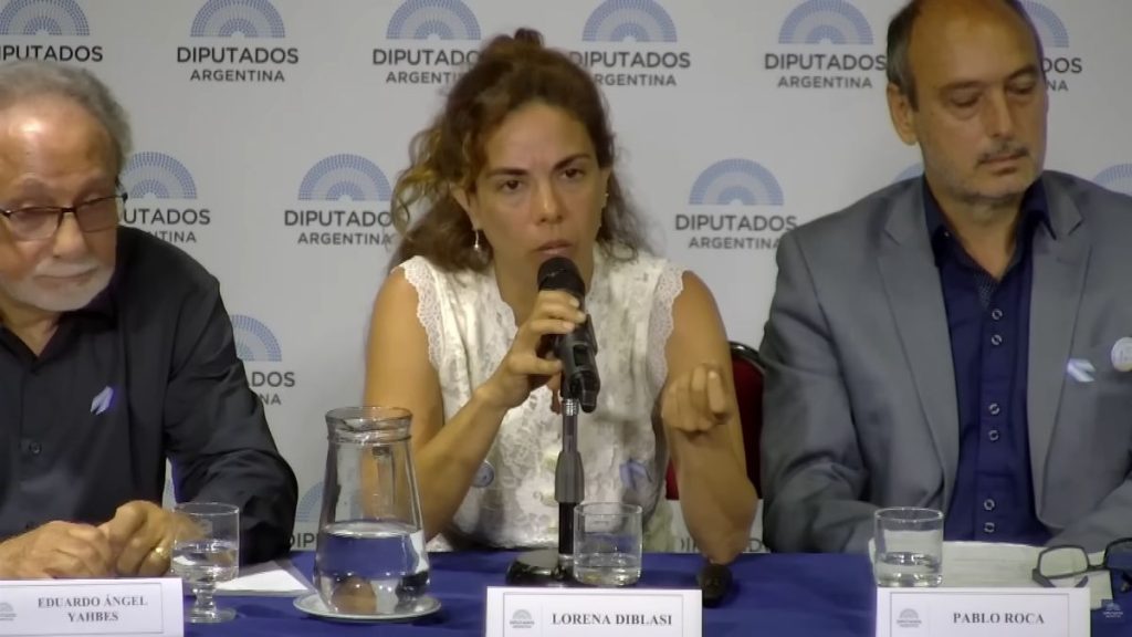 Argentijnse biotechnologe onder vuur na onderzoek naar COVID-19-vaccins: “Ze proberen ons het zwijgen op te leggen”.