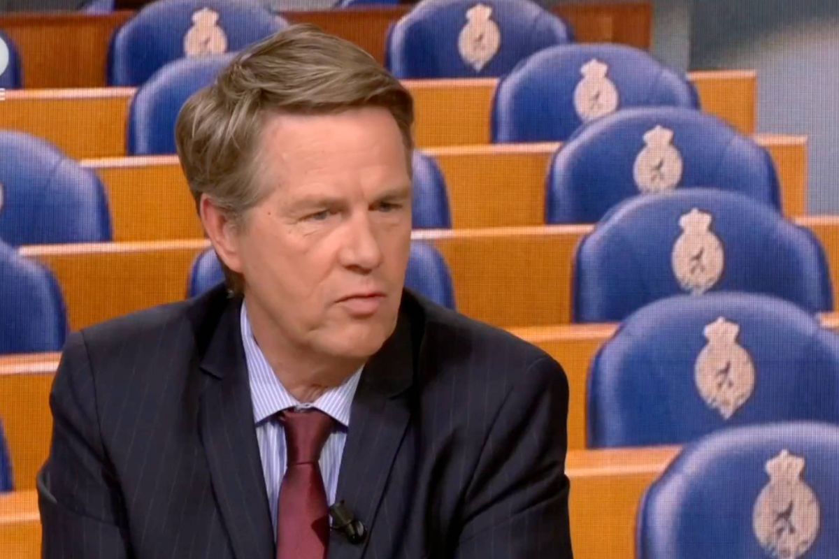 Bosma: na Zwarte Piet en Gouden Eeuw nu ook het Wilhelmus onder vuur – onze geschiedenis moet kapot.