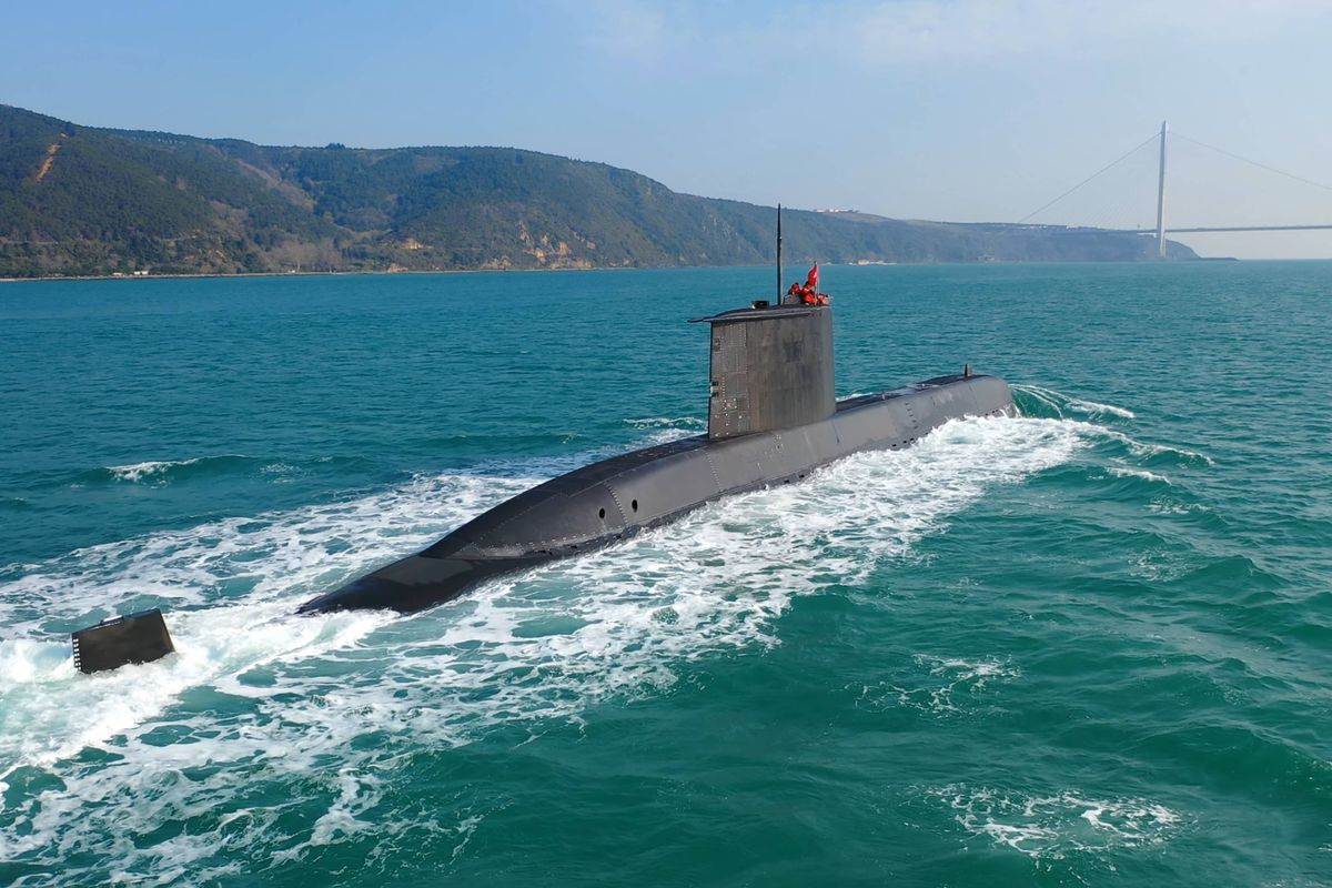 Briljante historische les van Turkse admiraal: falend Amerikaans imperium bijt zich stuk op soevereine naties.