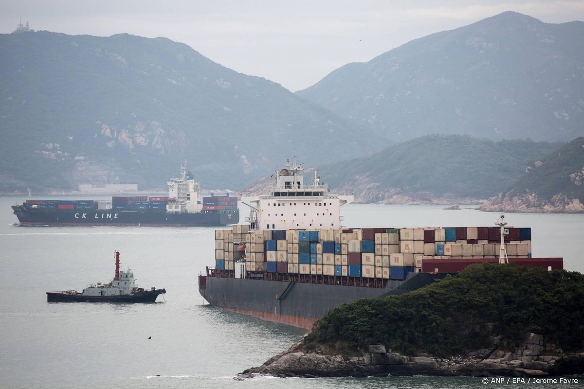 Iran dreigt met vergelding na Amerikaanse aanval op Iraans schip.