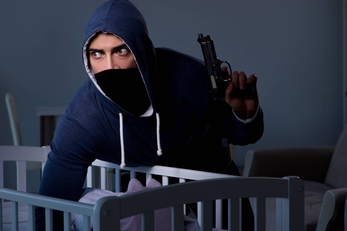 Kabinet-Jetten deelt goedkope excuses uit voor gedwongen adopties, maar weigert échte compensatie.