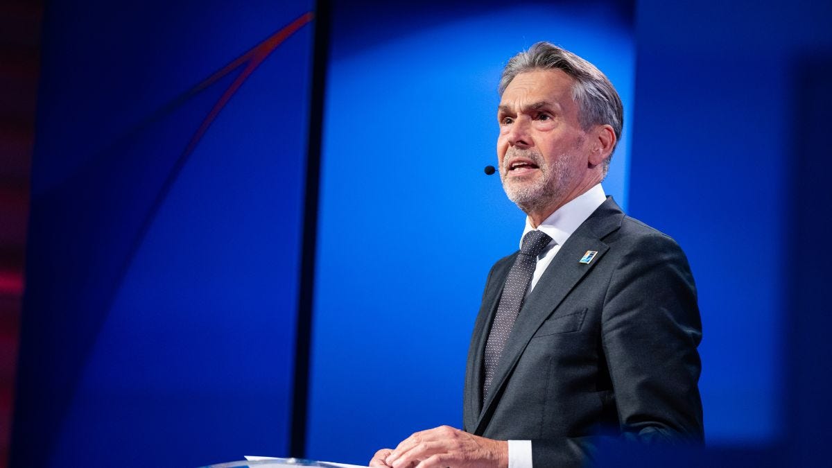 "Ontdek de Kloof: Waarom Ministers Beleid Negeerden dat Burgers Eisten!"