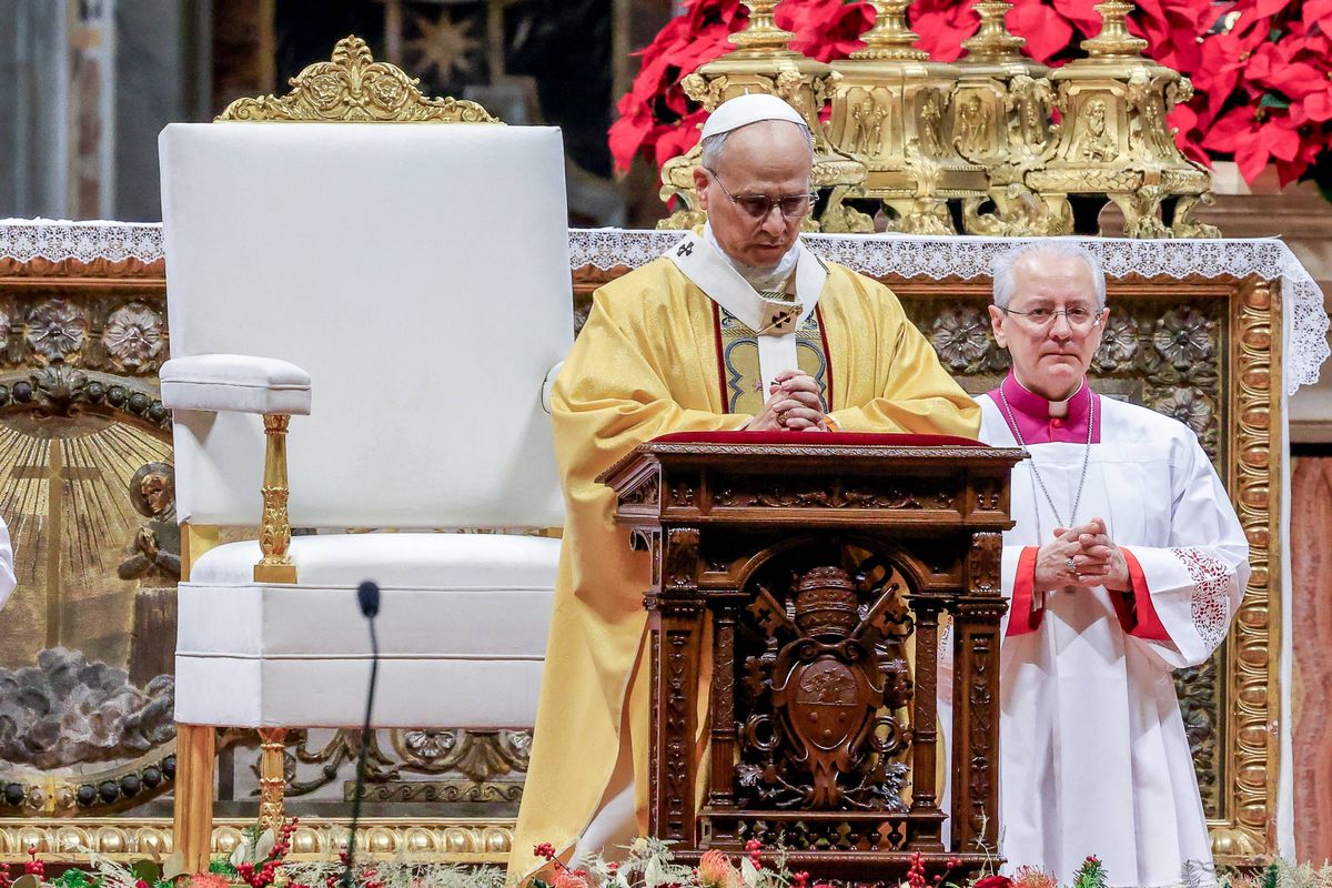 Paus Leo XIV haalt ongenadig hard uit naar oorlogsmachine van Israël en Amerika.