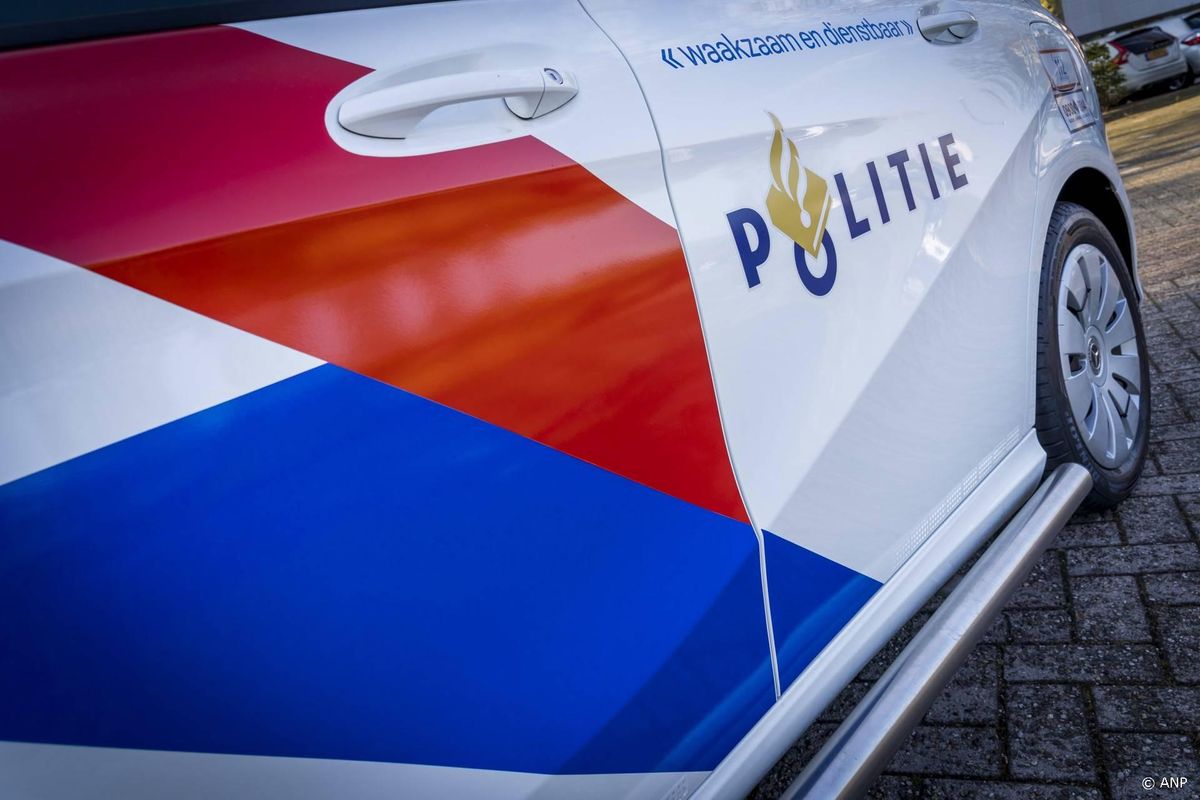 Politie houdt vrouw aan na schietincident in Enschede.