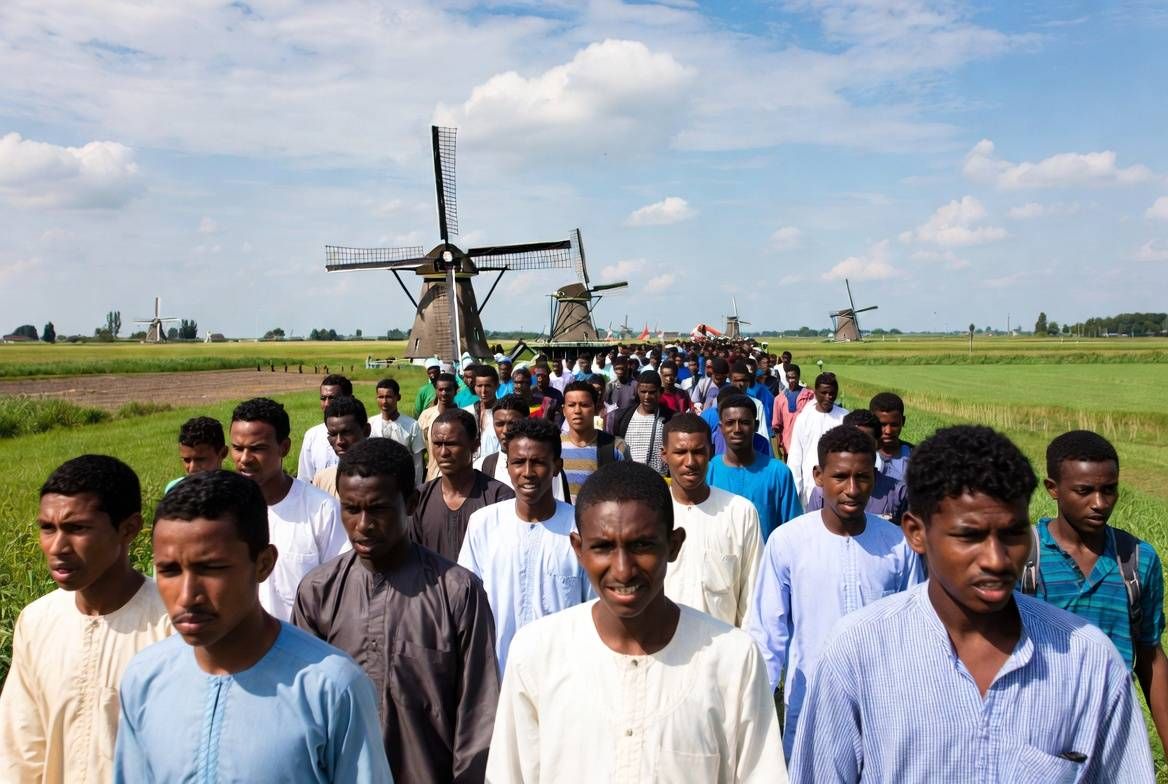 Schandaal: arrogant COA smijt meer dan een miljoen aan belastinggeld weg aan illegale opvang Hardenberg.