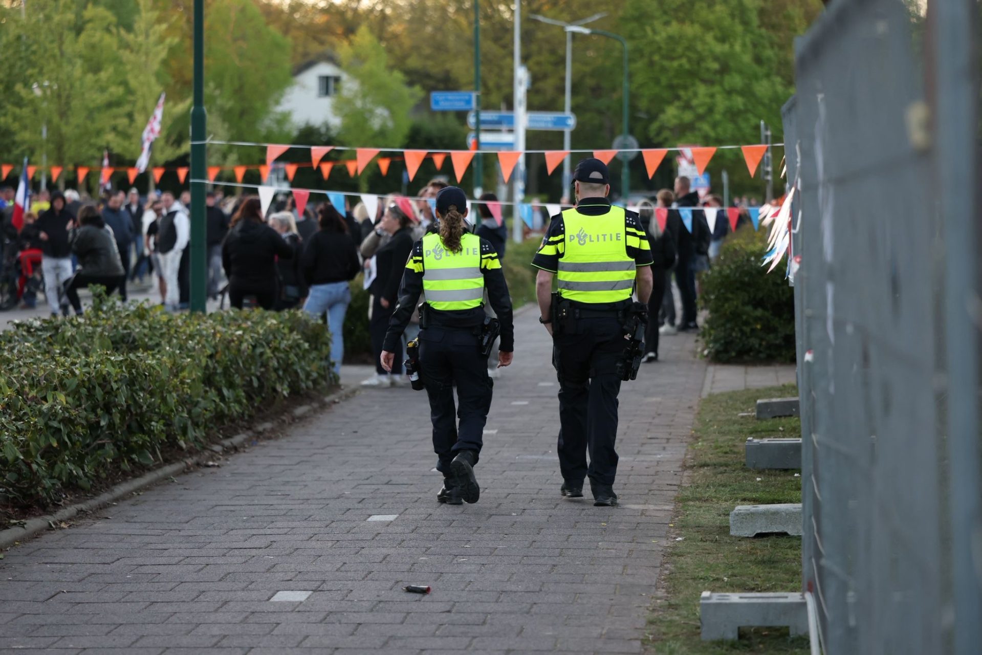 Voor derde dag op rij ongeregeldheden bij protest tegen asielopvang