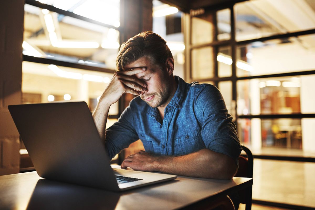 Werken loont niet meer? De oplossing is simpel: stop met kloten en verlaag de torenhoge belastingen!.