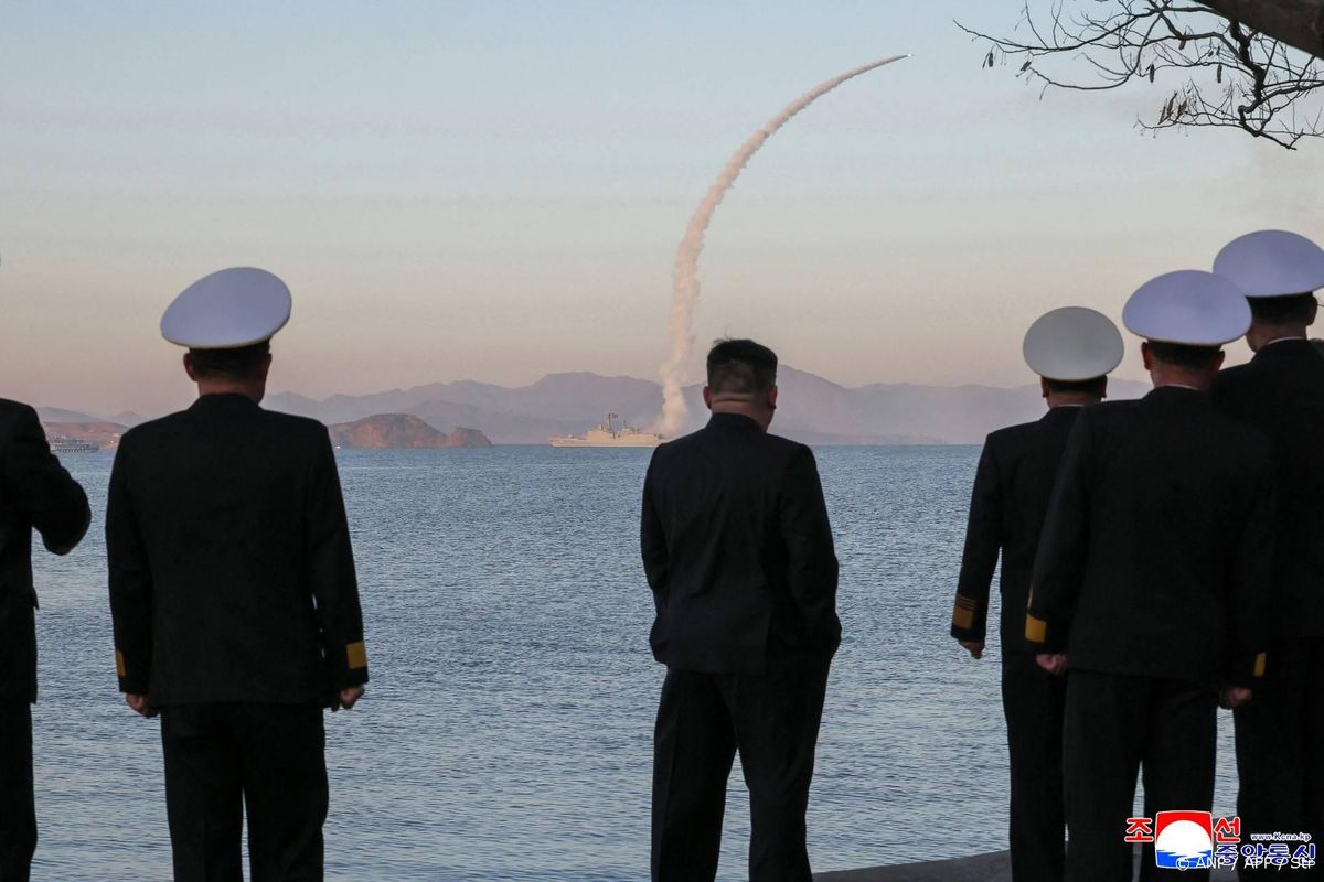 Yonhap: Noord-Korea vuurt zeker één ballistische raket af.