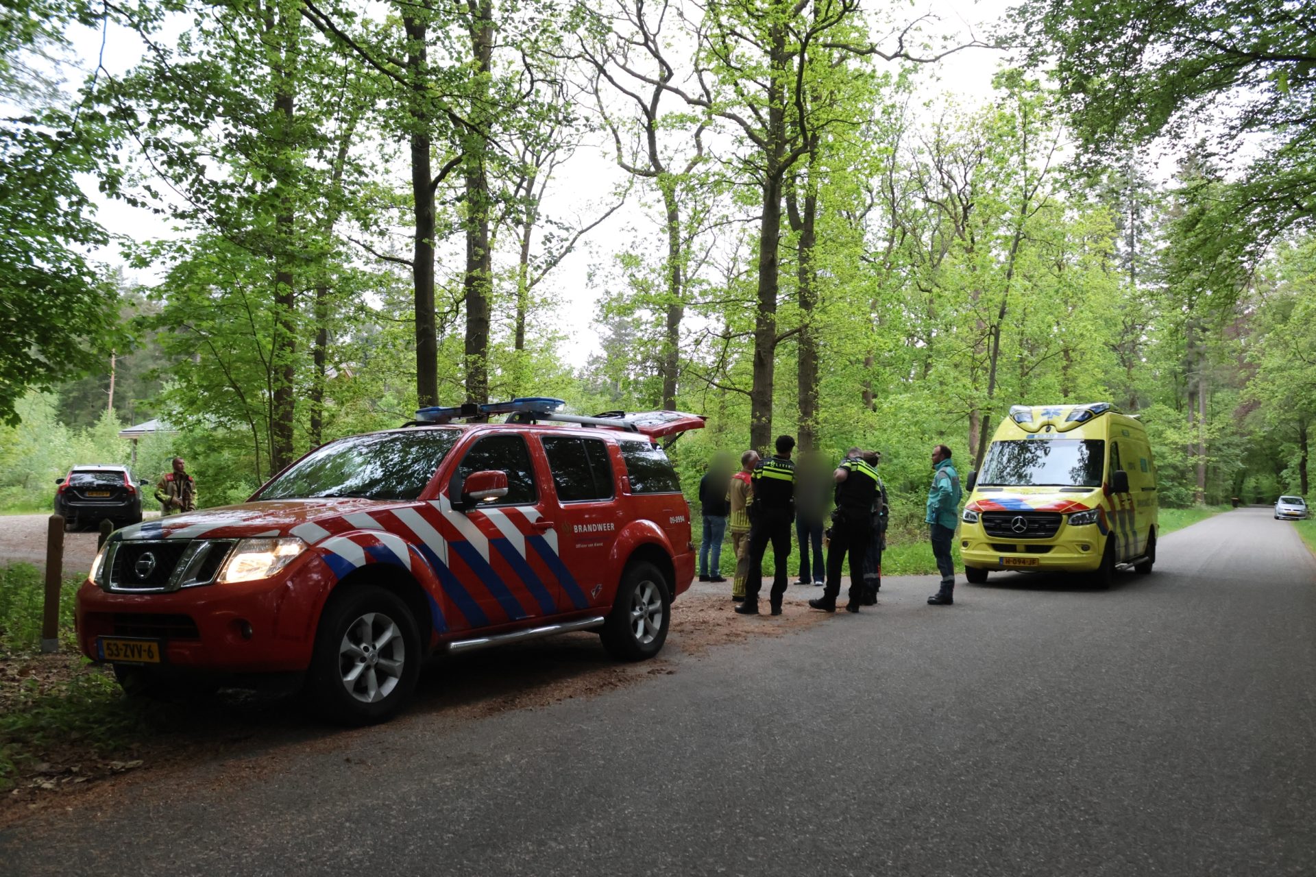 Brandweer onderzoekt mogelijk gevaarlijke stof na melding van indringende lucht