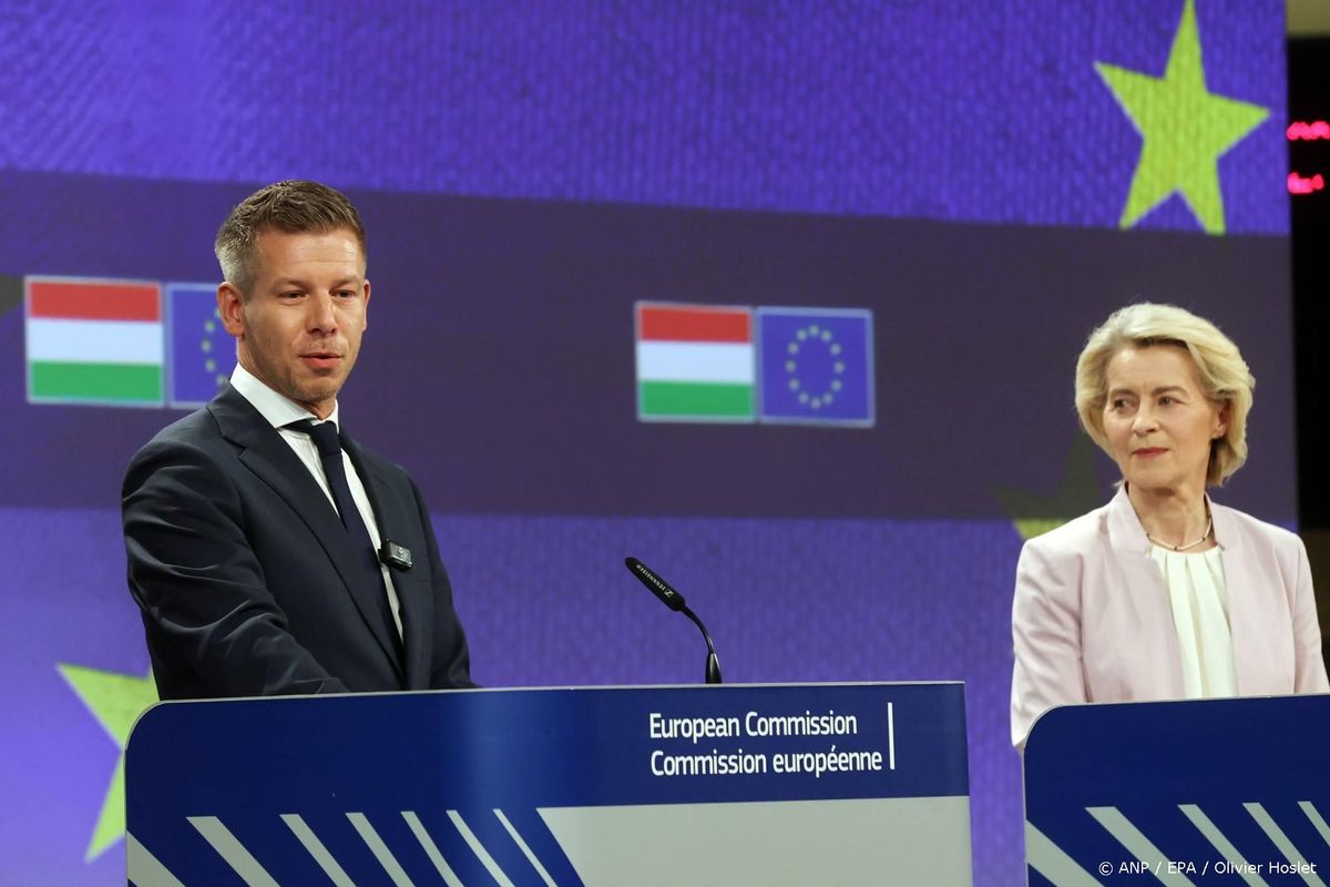 Brussel zegt nieuwe Hongaarse premier 16 miljard aan EU-geld toe.