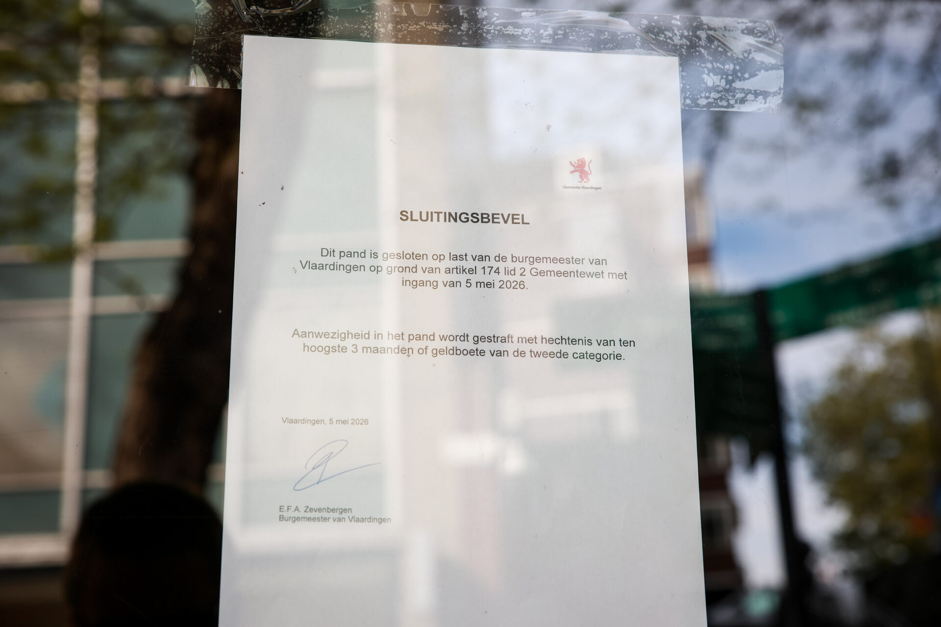Burgemeester sluit kapperszaak na explosie om veiligheid