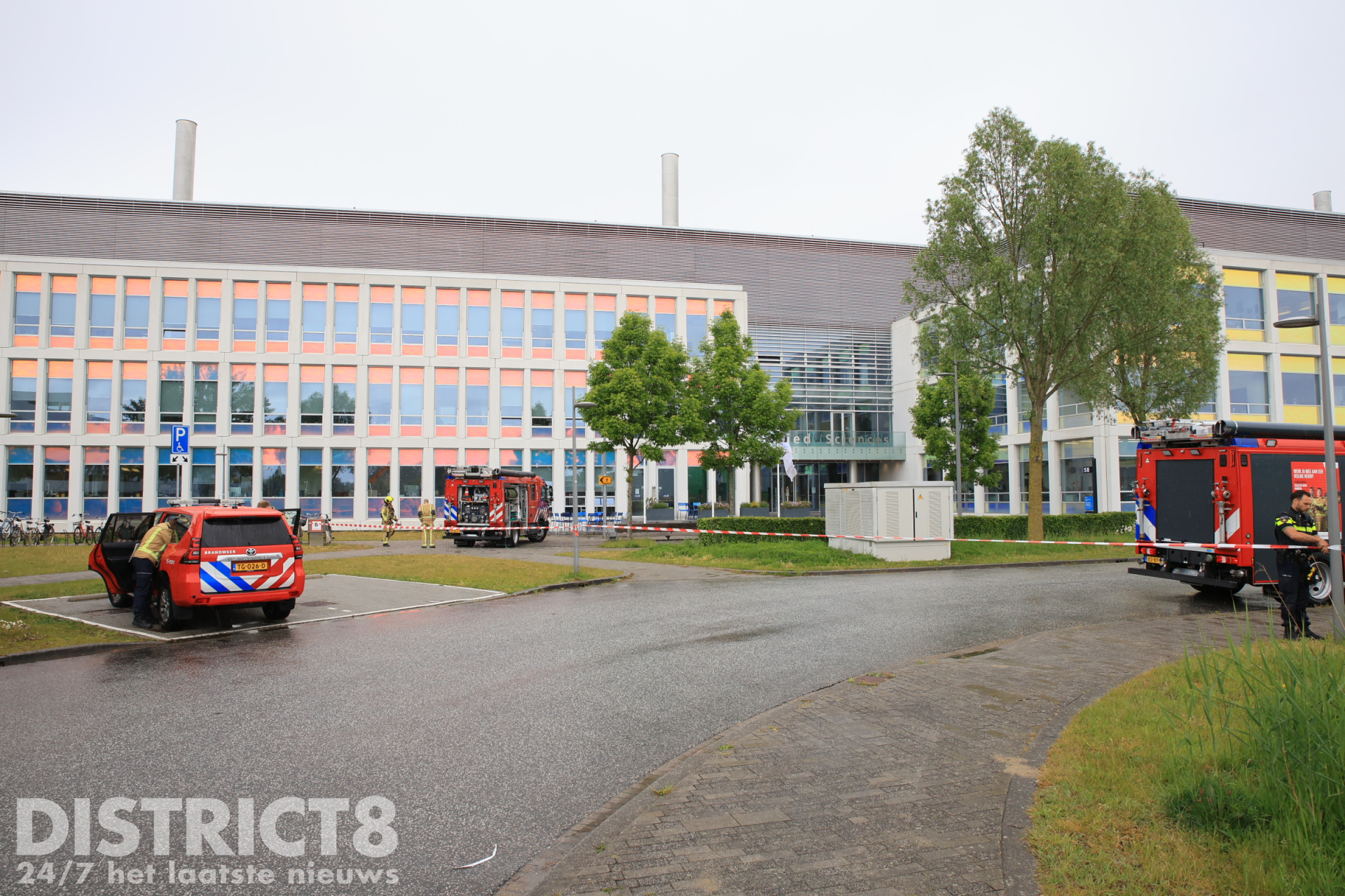 Chemical Engineering TU Delft ontruimd na brand in afvalbak Van der Maasweg Delft