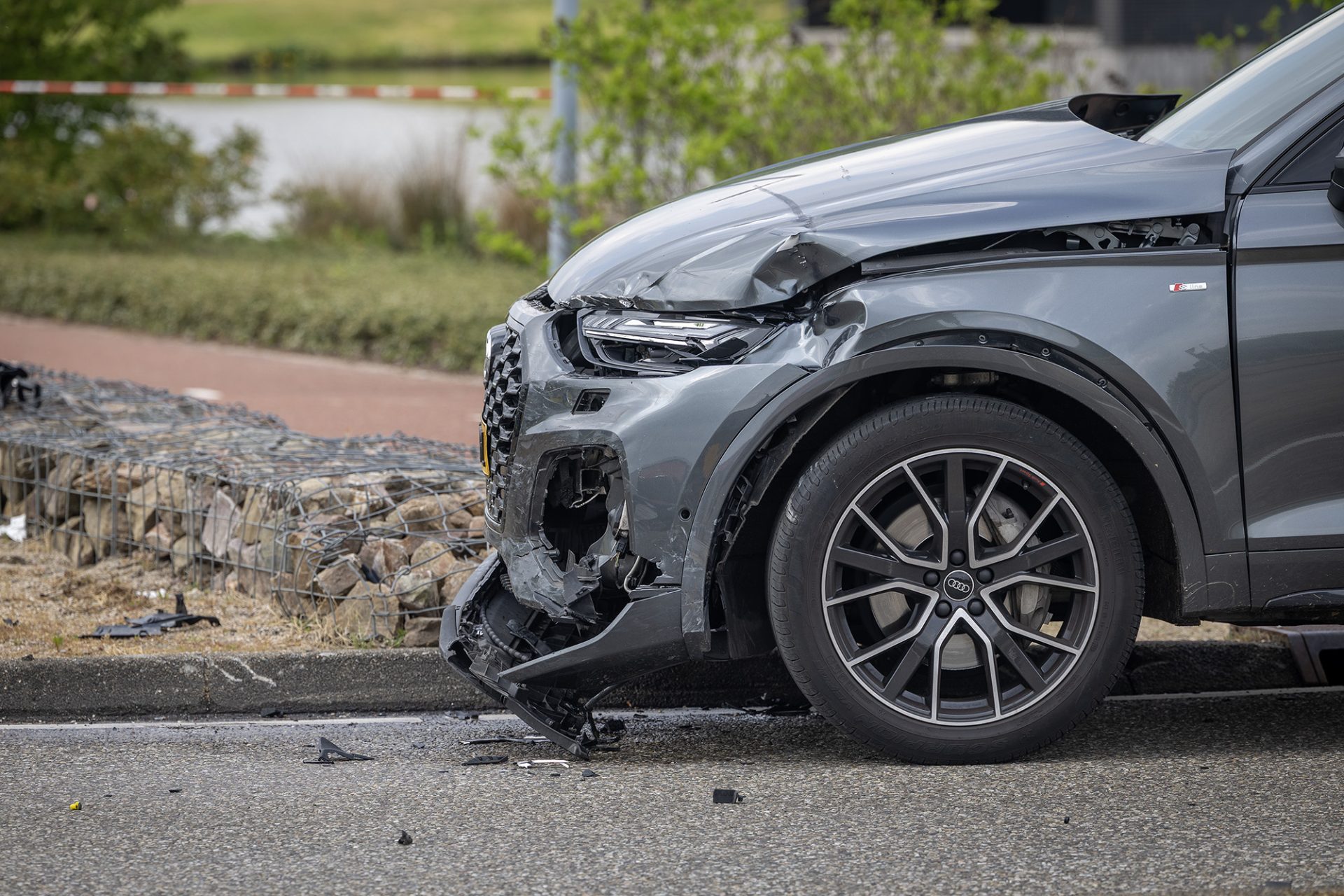 Ernstig ongeval tussen auto en motor