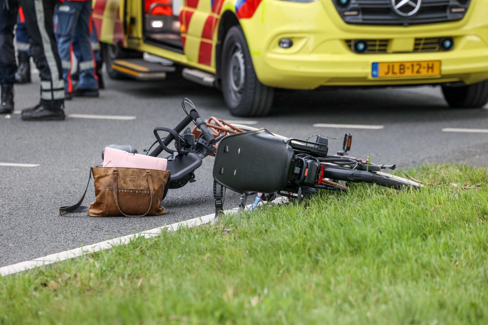 Fietser (33) overleden na aanrijding met stadsbus