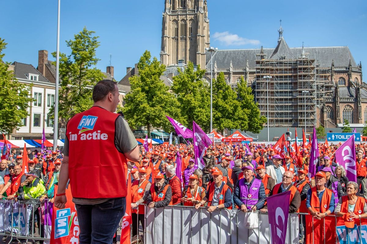 FNV dreigt met massale ov-staking tegen de afbraak van onze verzorgingsstaat door kabinet-Jetten.