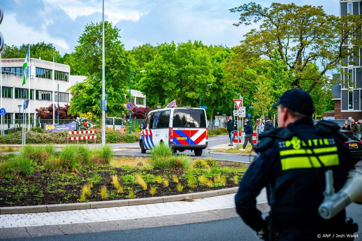 Opnieuw protest in Loosdrecht, maar wel verder weg van opvang.