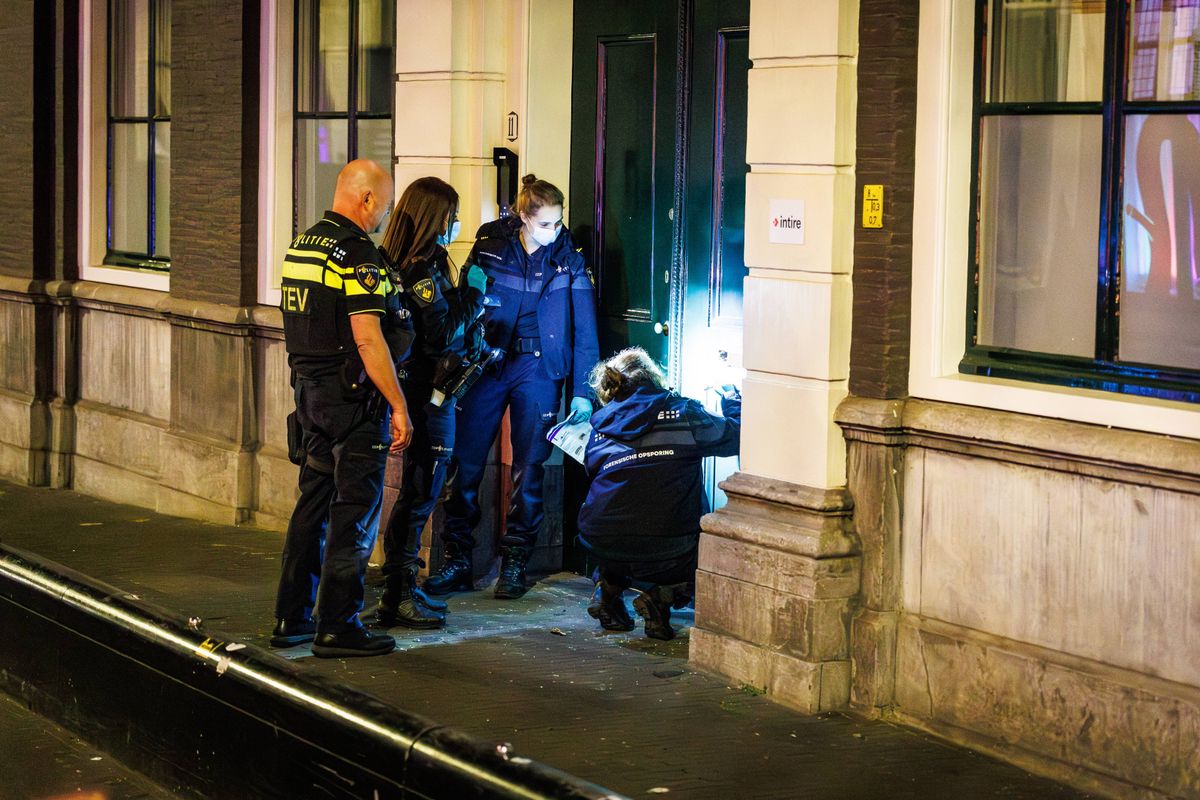 Verdachte opgepakt na vuurwerkbom bij D66: Geweld is en blijft áltijd onacceptabel.