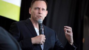 Dialog-netwerk Peter Thiel ontmaskerd: elite plant toekomst in het geheim.