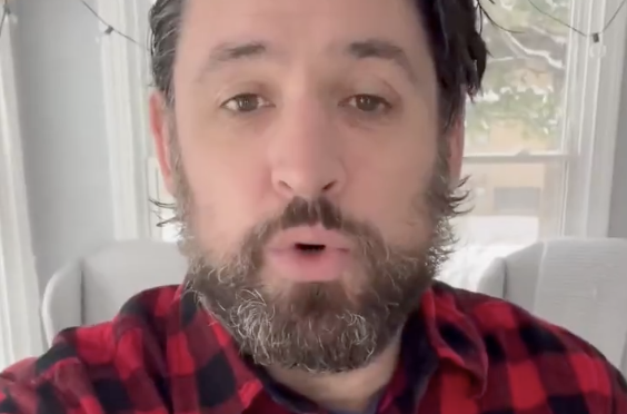"Kwaadaardige en gestoorde" Democratische politicus uit rode staat, AG-hoopvol plaatst video waarin hij dreigt president Trump "uit te voeren"